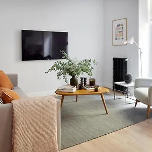  Apartment Mayor 3 By Feelfree